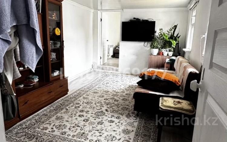 Отдельный дом · 2 комнаты · 54 м², Сартай батыра 74 — Толе би за 200 000 ₸ в  — фото 2