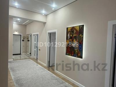4-бөлмелі пәтер · 160 м² · 8/10 қабат, 40-й мкр 2, бағасы: 97 млн ₸ в Актау