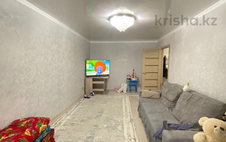 2-бөлмелі пәтер · 63 м² · 10/10 қабат, мкр 11, шайкенова, бағасы: 18 млн ₸ в Актобе — фото 2