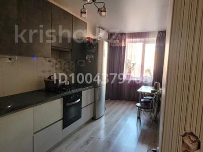 3-комнатная квартира · 80 м² · 4/6 этаж, Юбилейный 21 за 45 млн 〒 в Костанае