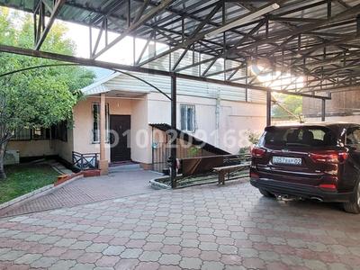 Часть дома · 4 комнаты · 100 м² · 4 сот., Омарова 53/2 — Ипподром, Жансугурова. за 70 млн ₸ в Алматы, Жетысуский р-н