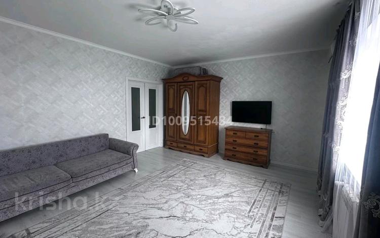 1-комнатная квартира · 50.9 м² · 5/9 этаж, Самал 114 за 19.5 млн ₸ в Уральске — фото 2
