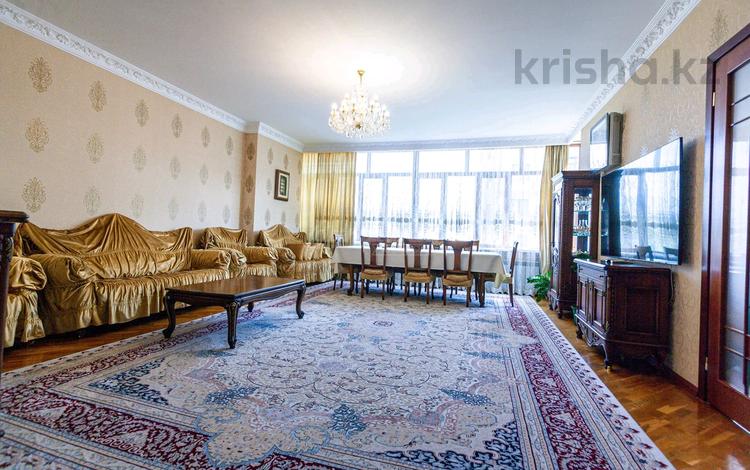 4-комнатная квартира · 146.8 м² · 4/6 этаж, Ботанический Сад 17 за 210 млн ₸ в Алматы, Бостандыкский р-н — фото 2