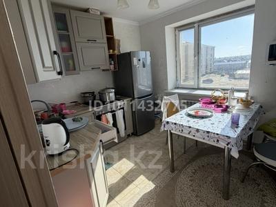 3-бөлмелі пәтер · 78 м² · 3/5 қабат, Алашахана 34/п — Медцентр, бағасы: 45 млн ₸ в Жезказгане
