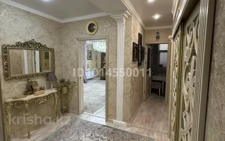 3-бөлмелі пәтер · 75 м² · 2/4 қабат, Коктем 12 — 7 мектеп, бағасы: 23.5 млн ₸ в Жанаозен — фото 2