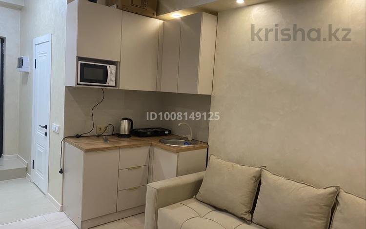 1-комнатная квартира · 18 м² · 1/5 этаж, Ровенского 1/1 — Сейфулина за 140 000 ₸ в Алматы, Турксибский р-н — фото 2
