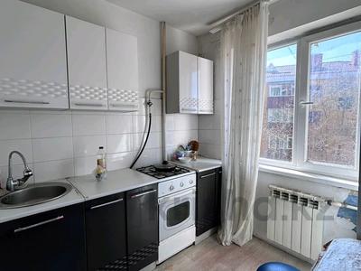 2-комнатная квартира, 45 м², 3/5 этаж, Абылхаир Хана за 9.4 млн 〒 в Актобе