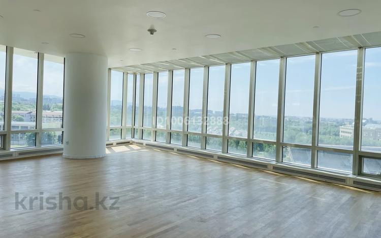 3-бөлмелі пәтер · 144 м² · 7/20 қабат, Аль-Фараби 77/3, бағасы: 1.9 млн 〒 в Алматы, Бостандыкский р-н — фото 2