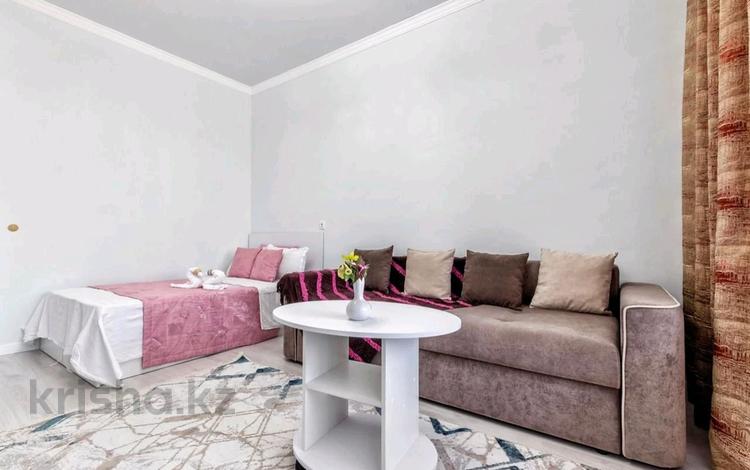 1-комнатная квартира · 60 м² · 4/7 этаж, Шымкент тас жолы 8/2 — Туран молл за 10 000 〒 в Туркестане — фото 2