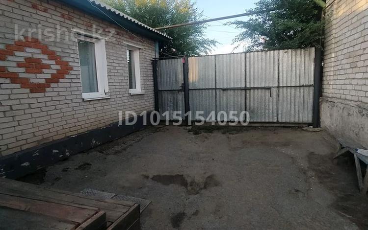 Отдельный дом · 3 комнаты · 62.9 м² · 60700 сот., Советская 37 — Возле 1 школы за 18.7 млн ₸ в Тобыле — фото 2