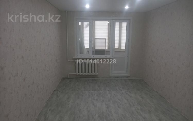 1-бөлмелі пәтер · 31.2 м² · 2/5 қабат, Абая 107, бағасы: 12.5 млн ₸ в Уральске — фото 2