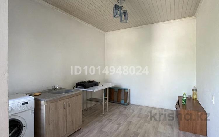 2-комнатная квартира · 45 м² · 1 этаж, мкр Жайлау , Аксуат 87 за 50 000 ₸ в Шымкенте, Абайский р-н — фото 2