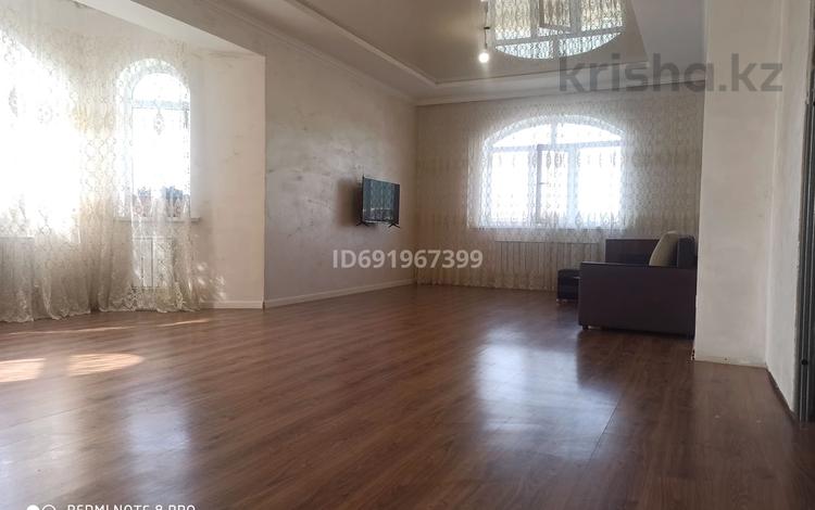 Отдельный дом • 7 комнат • 260 м² • 6 сот., Енбекши за 70 млн 〒 в Кыргауылдах — фото 2