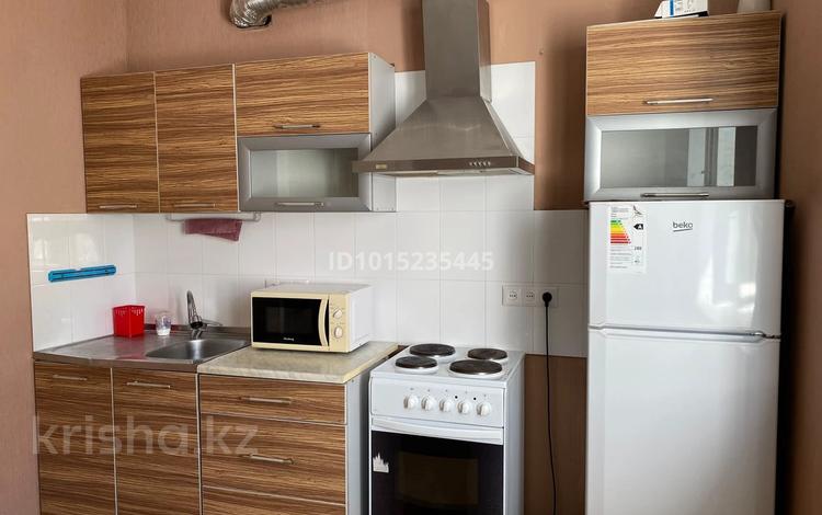 1-бөлмелі пәтер · 40 м² · 5/9 қабат, Кайсенова 4 — Аль Фараби, бағасы: 230 000 ₸ в Астане, Есильский р-н — фото 2