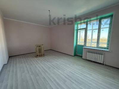 1-комнатная квартира · 60.7 м² · 5/5 этаж, Айталиева — 31 школа за ~ 18.8 млн 〒 в Уральске