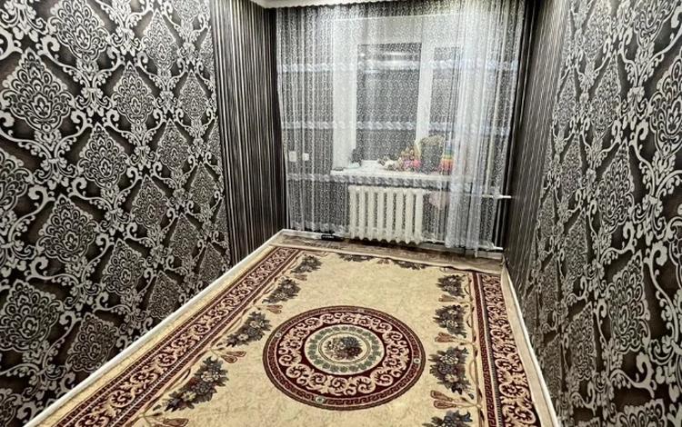 3-бөлмелі пәтер · 55 м² · 2/4 қабат, пр. Момышулы, бағасы: 8.5 млн ₸ в Темиртау — фото 2