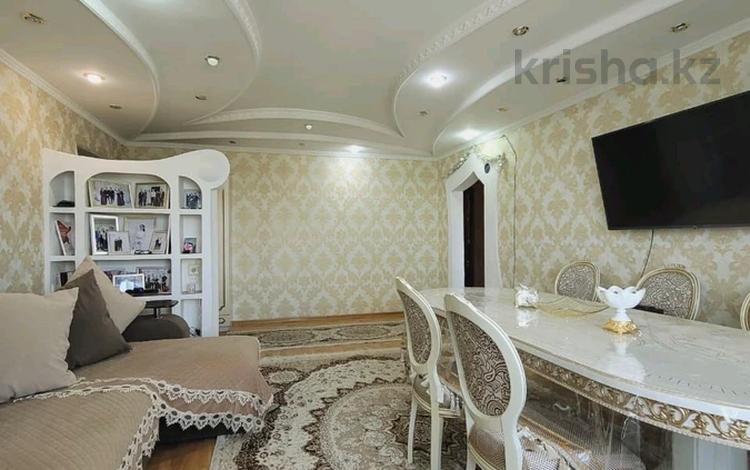 4-бөлмелі пәтер · 81 м² · 8/10 қабат, Би Боранбая, бағасы: 30 млн ₸ в Семее — фото 2