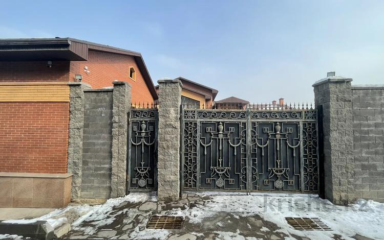 Отдельный дом • 11 комнат • 770 м² • 20 сот., 6 ая — 6 я улица за 1.2 млрд 〒 в Алматы, Бостандыкский р-н — фото 2