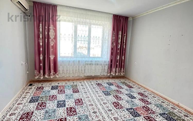 2-бөлмелі пәтер · 64 м² · 4/5 қабат, Нұрсая ш/а., Таумыш Жумагалиева 21, бағасы: 21 млн ₸ в Атырау, мкр Нурсая — фото 2