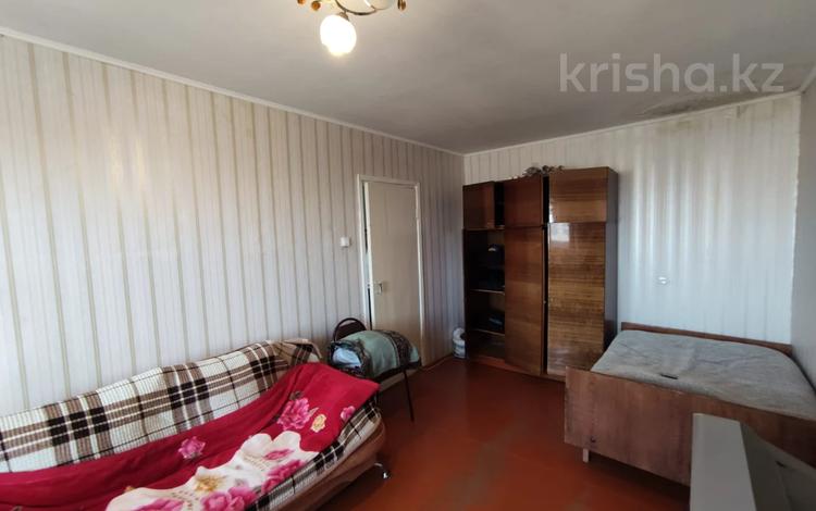 1-комнатная квартира · 34 м² · 5/5 этаж, Ауэзова 81 за 7.5 млн ₸ в Аксу — фото 9