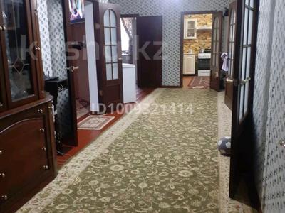 Отдельный дом · 5 комнат · 180 м² · 10 сот., Есбай күйші 3 — Супермаркет "Назар аудар" за 26 млн ₸ в Атырау, мкр Мирас