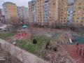 3-комнатная квартира, 72 м², 4/5 этаж помесячно, мкр Мамыр-3 16 за 280 000 〒 в Алматы, Ауэзовский р-н — фото 3