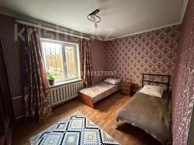 Жеке үй · 5 бөлме · 105 м² · 4.5 сот., мкр Акбулак 26/5, бағасы: 320 000 〒 в Алматы, Алатауский р-н