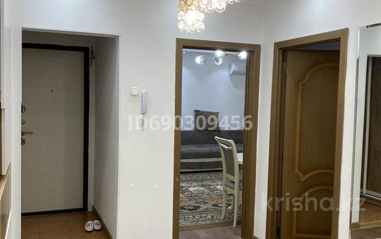4-бөлмелі пәтер · 77 м² · 9/10 қабат, Степной 4 ш/а. 2 — 39 школы, бағасы: 34 млн ₸ в Караганде, Казыбек би р-н — фото 2