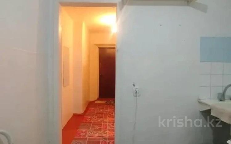 1-бөлмелі пәтер · 30 м² · 1/4 қабат, ул. Толе би, бағасы: 20.5 млн ₸ в Алматы, Алмалинский р-н — фото 2
