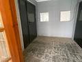 Свободное назначение, офисы, магазины и бутики · 62 м² за 250 000 ₸ в Актобе, мкр 8 — фото 4