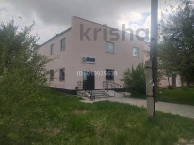 Офисы, образование, кабинеты и рабочие места, студии · 40 м² за 120 000 ₸ в Абай