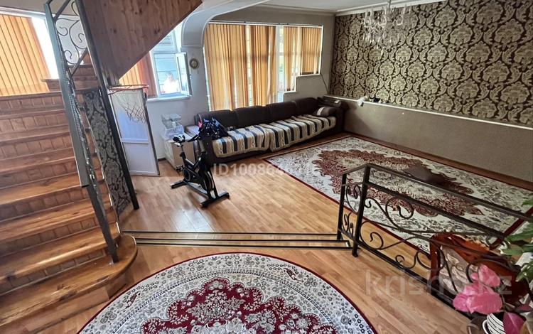 Отдельный дом · 5 комнат · 200 м² · 4 сот., мкр Нижний Отырар, Жазықсай 70 — Жанибекова за 400 000 ₸ в Шымкенте, Туран р-н — фото 11