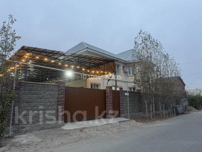 Жеке үй · 10 бөлме · 350 м² · 10 сот., Алтынсарина 2, бағасы: 1.3 млн 〒 в Алматы