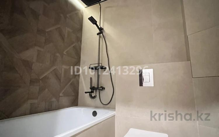 3-бөлмелі пәтер · 60 м² · 1/4 қабат, мкр №8, бағасы: ~ 41.5 млн ₸ в Алматы, Ауэзовский р-н — фото 11