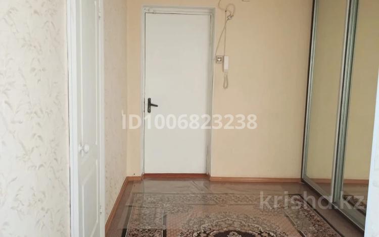 2-комнатная квартира · 64.3 м² · 5/5 этаж, 5 микрорайон 8 за 29.7 млн 〒 в Костанае — фото 4