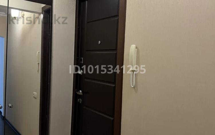 2-бөлмелі пәтер · 45 м² · 3/5 қабат, желтоксан — пересечение желтоксан богембай батыра, бағасы: 23 млн ₸ в Астане, Сарыарка р-н — фото 2