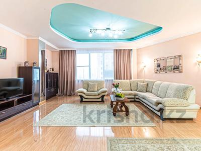 Аренда квартир посуточно в Алматы: 2-комнатная квартира · 100 м² · 13/30 этаж, Аль-Фараби 7к5а — Козыбаева за 30 000 〒 2-комнатная квартира · 100 м² · 13/30 этаж, Аль-Фараби 7к5а — Козыбаева за 30 000 〒 в Алматы, Бостандыкский р-н