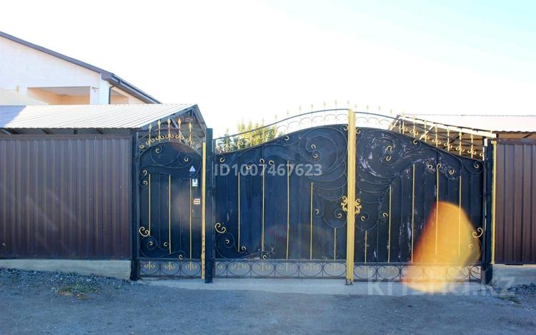 Отдельный дом · 8 комнат · 600 м² · 20 сот., Проезд. 10-лет Независимости 1 за 150 млн 〒 в Атырау — фото 2