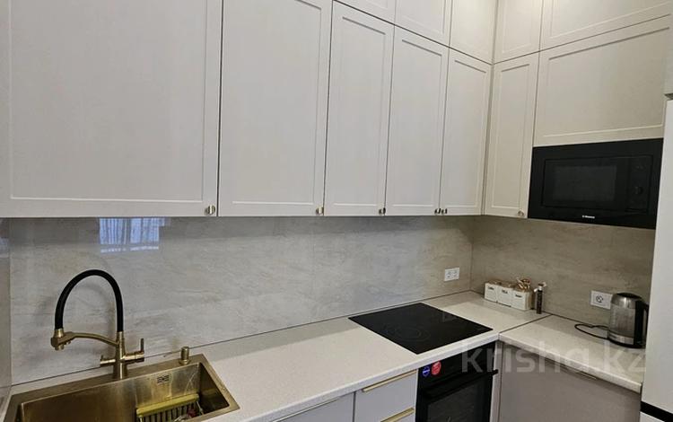 2-комнатная квартира · 50 м² · 3/12 этаж, Айтматова 62/1 за 270 000 ₸ в Астане, Нура р-н — фото 2
