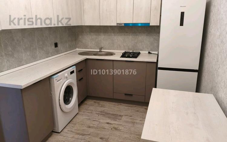 1-комнатная квартира · 35 м² · 1/1 этаж, Казыбек би 93 за 150 000 ₸ в Жибек Жолы — фото 2