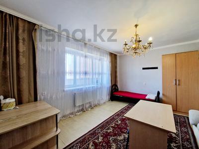 2-комнатная квартира · 78 м² · 2/16 этаж, мкр Юго-Восток, Момышулы за 23.5 млн ₸ в Караганде, Казыбек би р-н