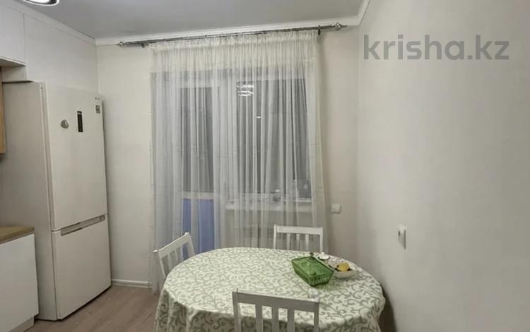1-комнатная квартира · 42 м² · 4/12 этаж, Розыбакиева 388/Б1 за 350 000 ₸ в Алматы, Бостандыкский р-н — фото 3