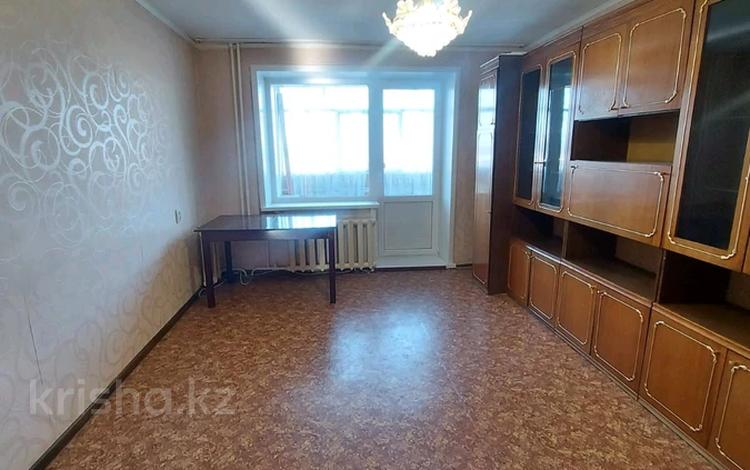 3-комнатная квартира, 60 м², 2/5 этаж, Жукова за 20.7 млн 〒 в Петропавловске — фото 2