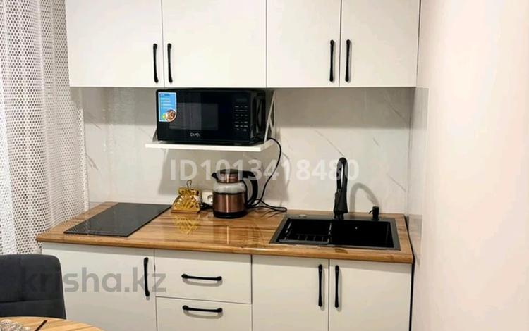 1-комнатная квартира · 33.8 м² · 1/6 этаж, Беркимбаева 102 за 15 000 ₸ в Экибастузе — фото 2