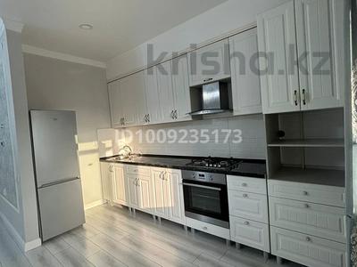 2-комнатная квартира · 70 м², мкр. Алтын орда 21 в — А.Молдагуловой - Мангилик ел за 230 000 〒 в Актобе