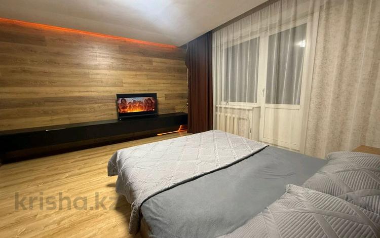 1-бөлмелі пәтер · 40 м² · 7/10 қабат, Байсеитова 47 — Валиханова 159, бағасы: 10 000 ₸ в Семее — фото 2