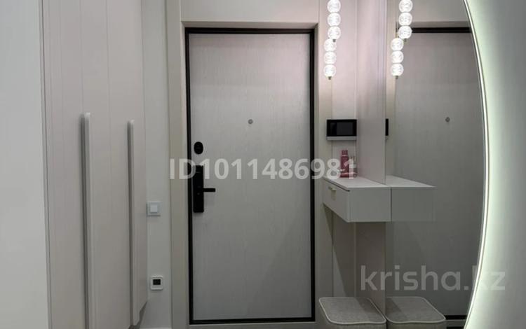 3-комнатная квартира · 72.2 м² · 2/9 этаж, ул. Абикена Бектурова 19 за 69.5 млн ₸ в Астане, Есильский р-н — фото 2
