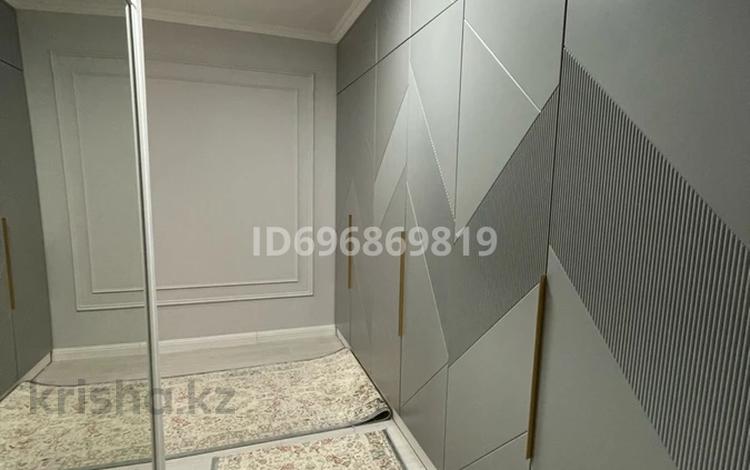 3-комнатная квартира · 100 м² · 2/10 этаж, 18-й микрорайон, 18-ймикрорайон 78А за 350 000 〒 в Шымкенте, Аль-Фарабийский р-н — фото 2