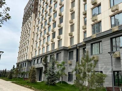 3-комнатная квартира, 111.4 м², 15/16 этаж, проспект Республики за 46 млн 〒 в Шымкенте, Каратауский р-н