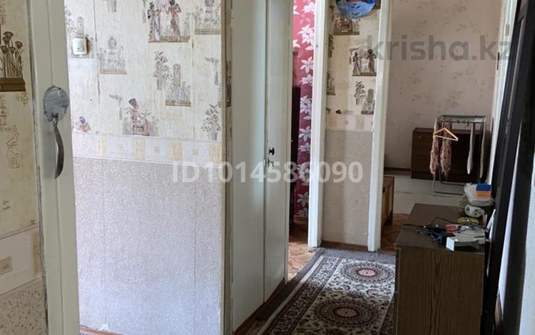 3-комнатная квартира · 60 м² · 2/5 этаж, мкр Казахфильм 1 за 250 000 ₸ в Алматы, Бостандыкский р-н — фото 2